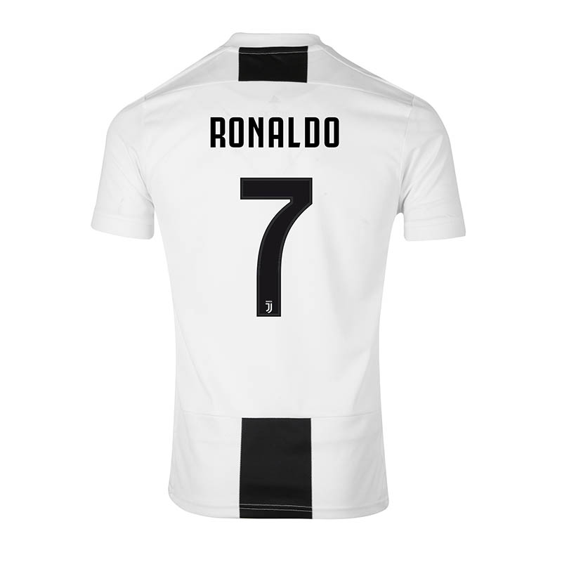 back of juventus jersey